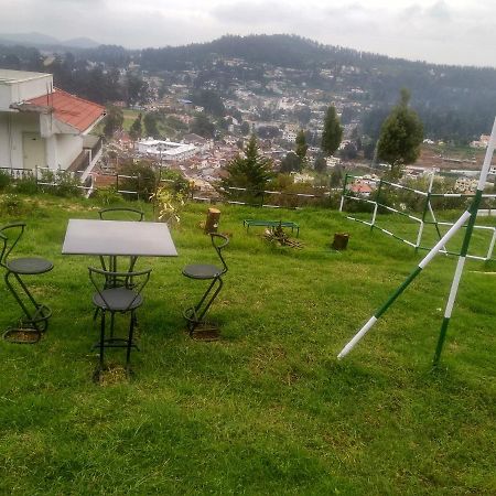Berry Hills Resort Утакаманд Экстерьер фото