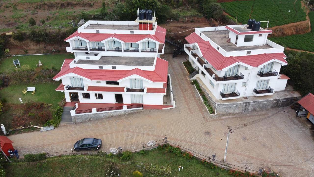 Berry Hills Resort Утакаманд Экстерьер фото