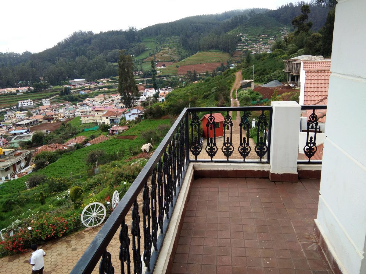 Berry Hills Resort Утакаманд Экстерьер фото